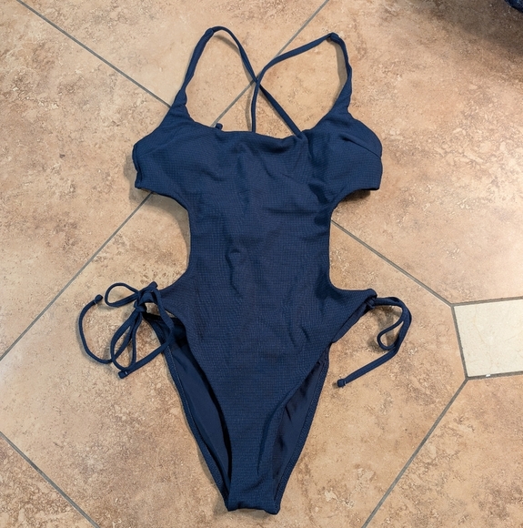 Other - Berlook NWT Navy X Cross One-Piece Swimsuit Small
